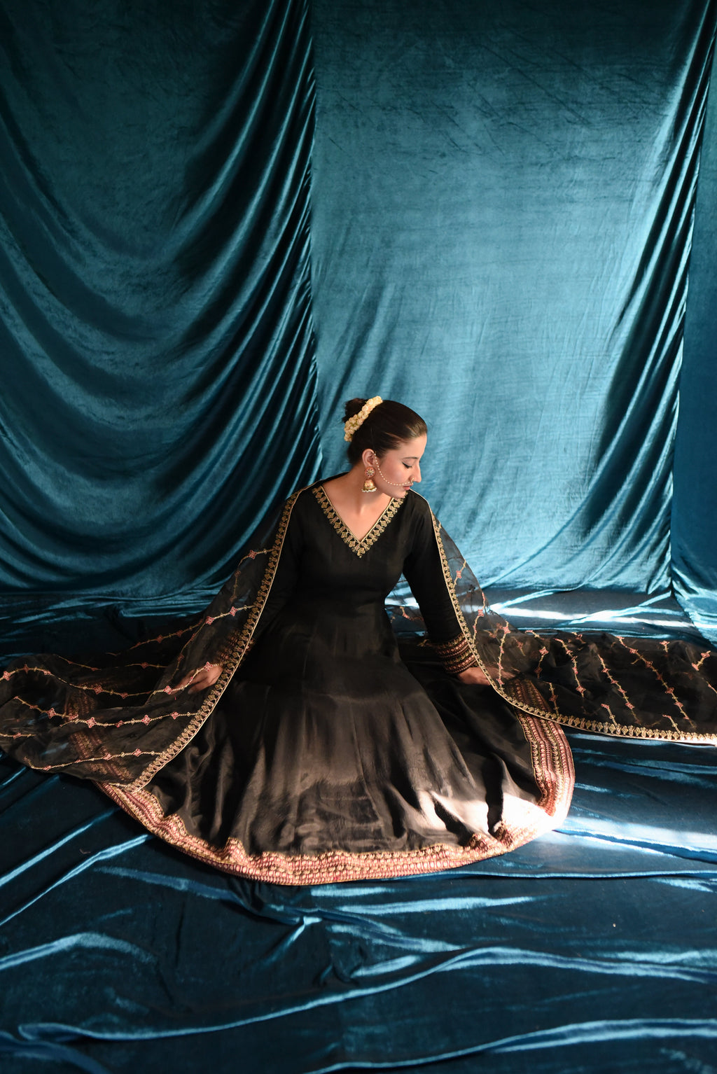 SAFFRON COLLECTION'25 (Black Frock)