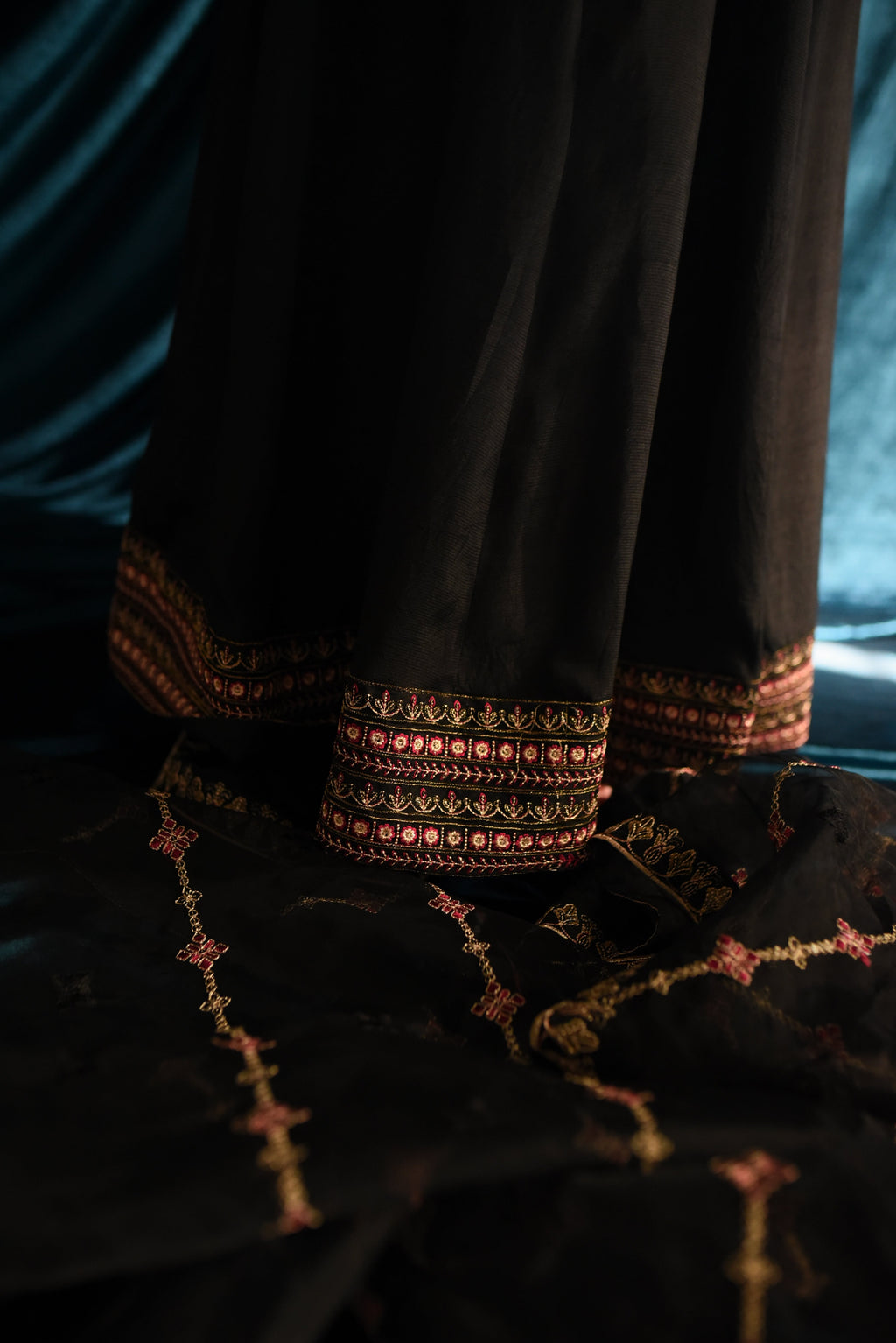 SAFFRON COLLECTION'25 (Black Frock)